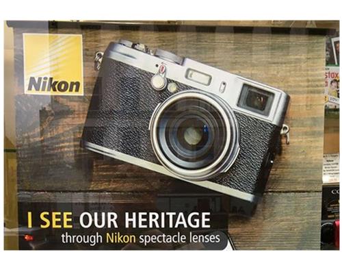 Quảng cảo lỗi của Nikon, Fujifim được hưởng sái?