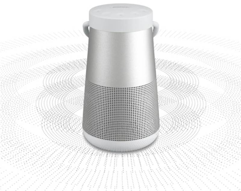 Loa Bose Soundlink Revolve Plus II giúp âm thanh đa chiều, bao trùm không gian quanh bạn
