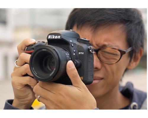 Máy ảnh Nikon D750 tiếp tục bị báo lỗi về màn trập