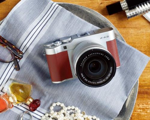 Những phụ kiện thích hợp cho máy ảnh Fujifilm X-A3 (Phần 1)