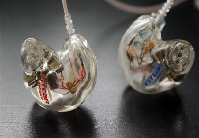 Bạn đã biết về thú chơi tai nghe in-ear custom