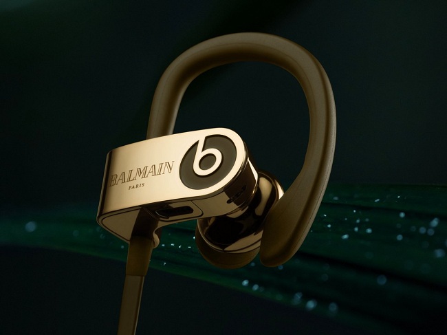 Kết hợp mới mẻ giữa Apple và Balmain ra mắt tai nghe Beats Special Edition