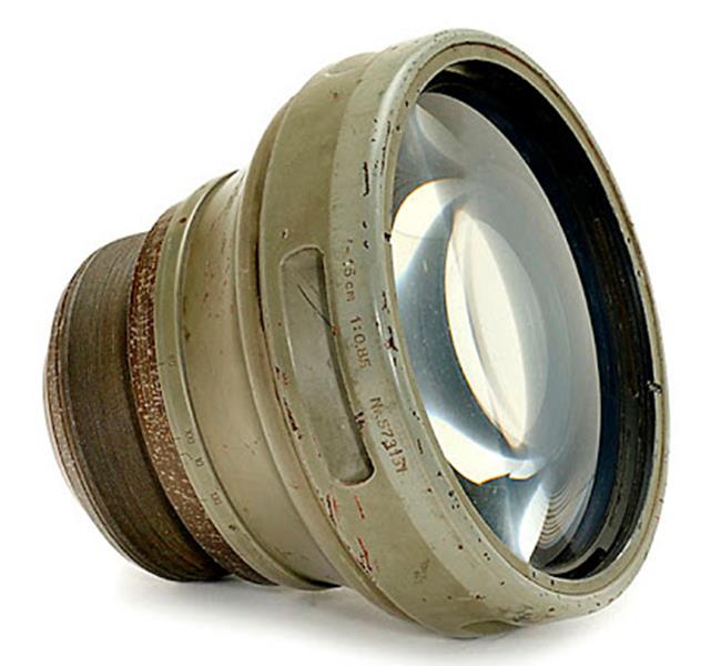 Những ống kính có khẩu độ lớn nhất thế giới từng được sản xuất