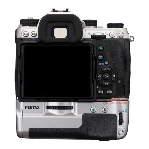 Máy ảnh Pentax K-1 phiên bản giới hạn màu bạc ra mắt
