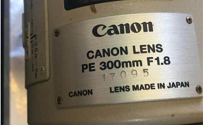 Bạn có biết sự tồn tại của ống kính Canon 300mm F1.8