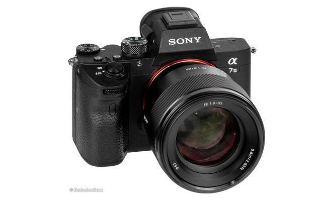 Những ống kính phù hợp nhất với máy ảnh Sony A7 Mark III