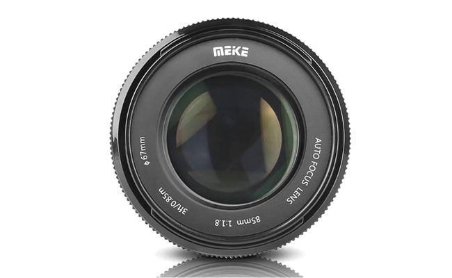 Ra mắt ống kính tự động lấy nét Meike ngàm E 85mm F1.8 cho máy ảnh Sony APS-C