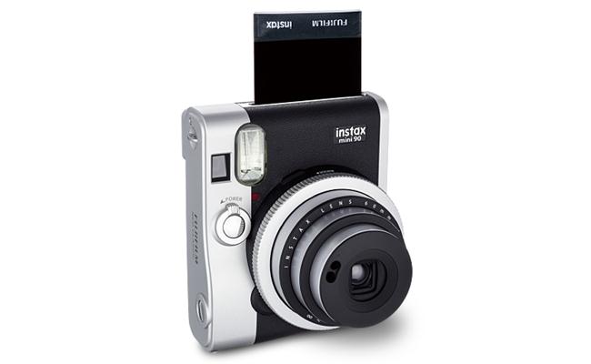 Máy ảnh Fujifilm Instax Mini 90 Neo Classic (Đen)