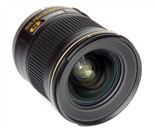 Ống kính Nikon AF-S NIKKOR 24MM F / 1.8G ED.