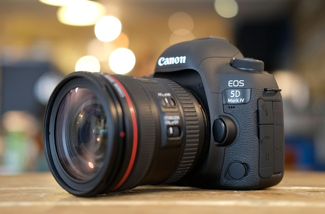 Máy Ảnh Canon EOS 5D MARK IV Kit EF 24-105 F4L IS II USM chính hãng