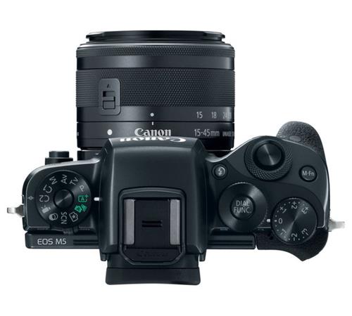 Máy ảnh Canon EOS M5.