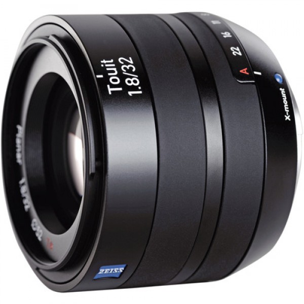 ong kinh zeiss touit 32mm f18 for sony 1