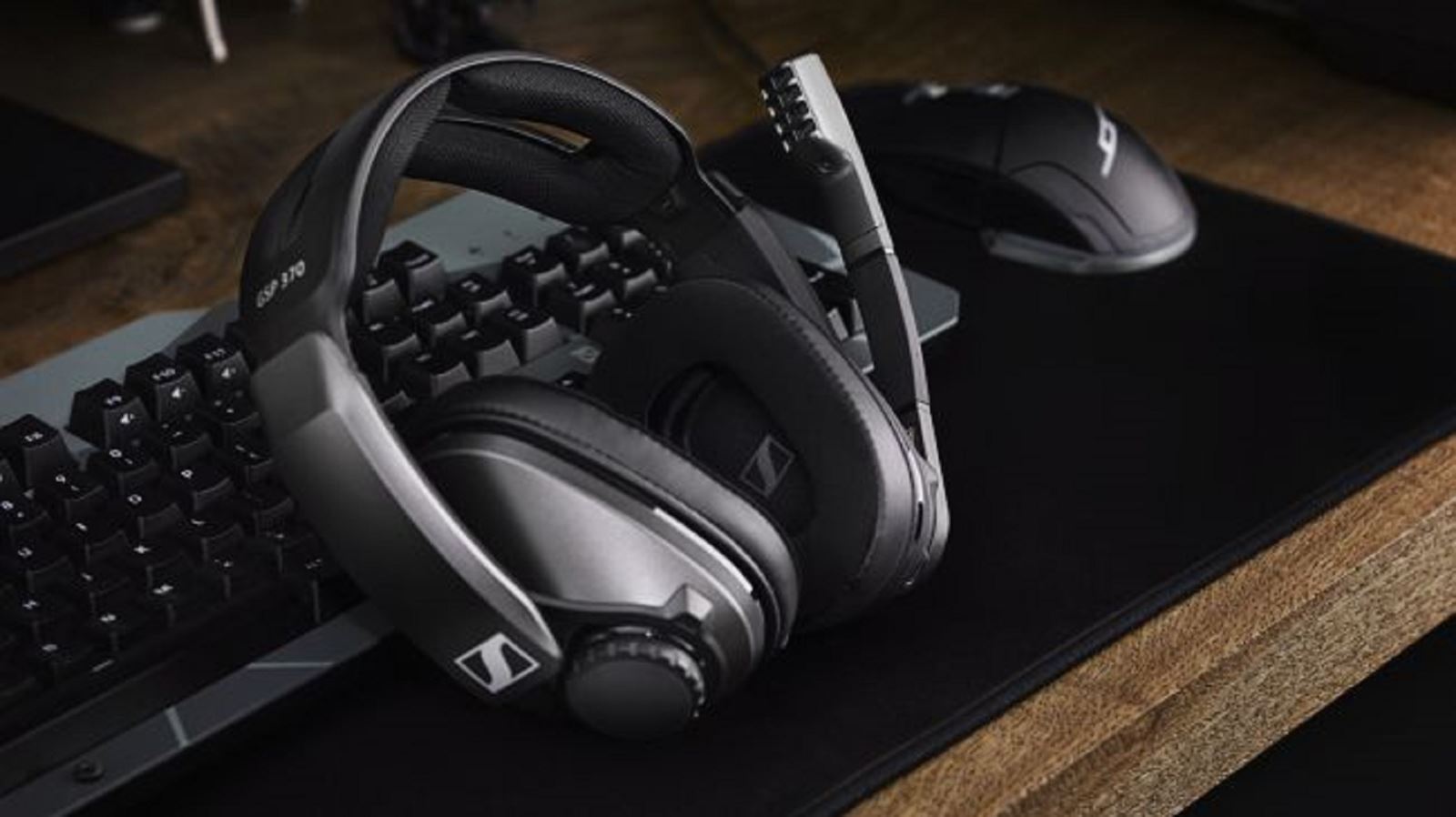 Sennheiser ra mắt GSP 370: Tai nghe gaming không dây, nghe liên tục 100 tiếng mỗi lần sạc, giá 200 USD