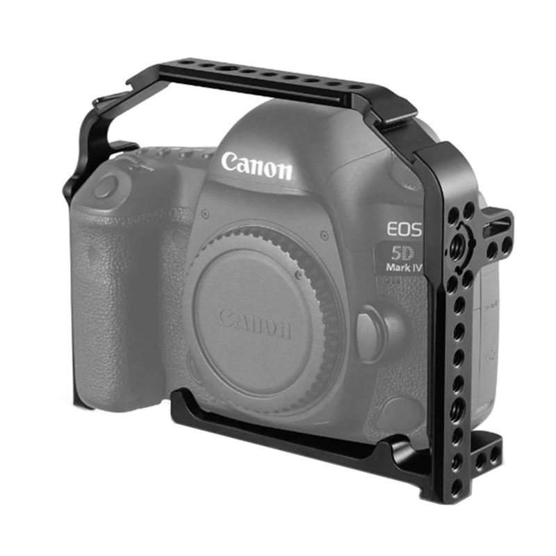 SmallRig Cage 1900 là một phụ kiện không thể thiếu đối với những người yêu thích nhiếp ảnh và quay video. Sản phẩm giúp tăng cường tính ổn định và bảo vệ máy quay của bạn khi sử dụng. Hãy xem hình ảnh chi tiết của SmallRig Cage 1900 và nhanh tay sở hữu sản phẩm chất lượng này nhé!
