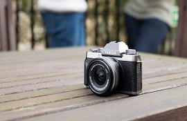 Fujifilm X-T100: lựa chọn thay thế cho chiếc máy ảnh DSLR