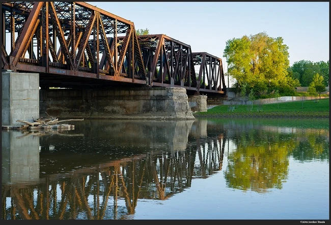 50mm F/1.8 chiếc ống kính thân thiết cho dòng máy Sony A7