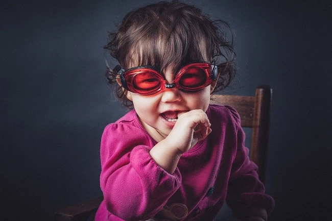 50mm F/1.8 chiếc ống kính thân thiết cho dòng máy Sony A7