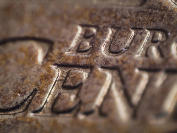 Hướng dẫn tự chế ống kính Macro tại nhà