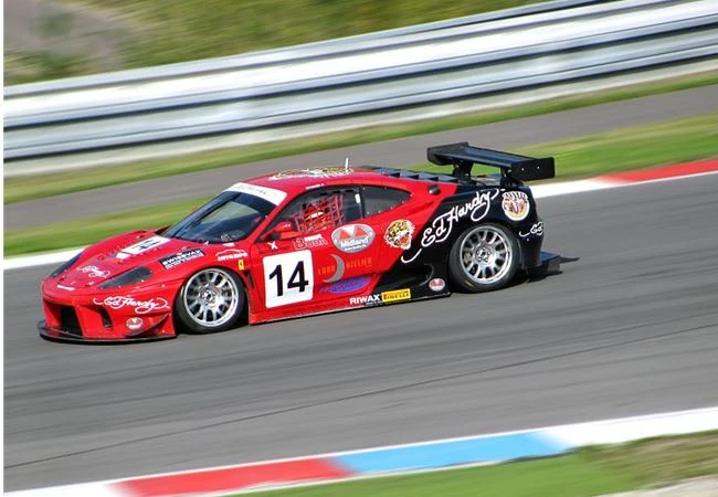 Kỹ thuật lấy nét trước (pre-focus) là gì?