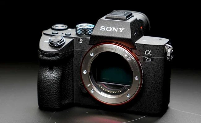 Những nâng cấp đáng chú ý trên máy ảnh Sony A7 mark III 