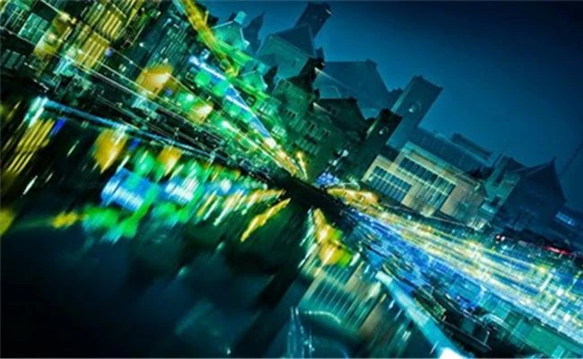 Sáng tạo hơn với kiểu Zoom khi chụp