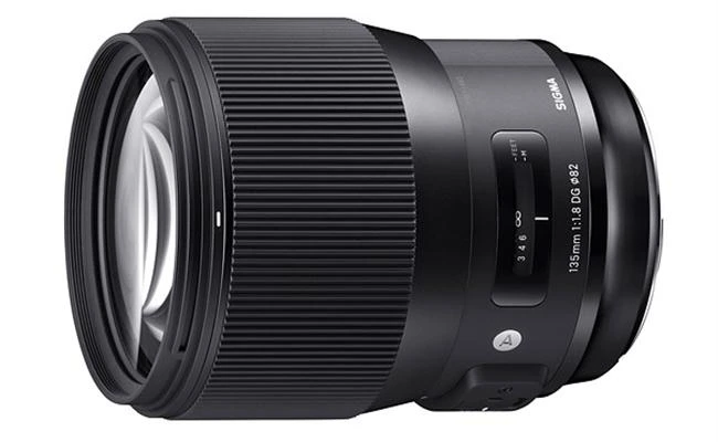 Sigma ra mắt những mấu ống kính mới