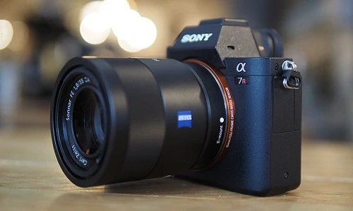 Top 8 máy ảnh full- frame xuất sắc nhất năm 2016 (phần II)