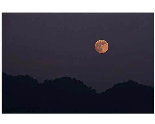 Ảnh theo chủ đề núi và trăng