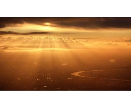 Bình minh trong mây