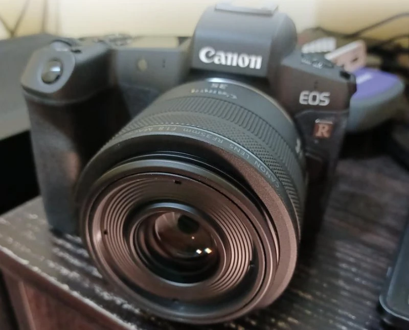 Canon RF 35 1.8 tái hiện hình ảnh với độ chân thực cao 