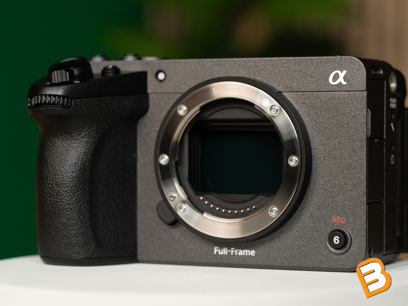 FX5 B siêu phẩm mới nhất của nhà Sony