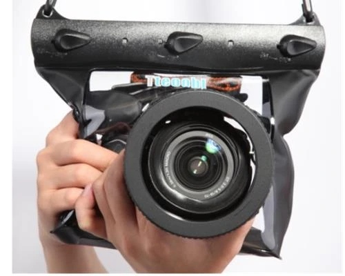 Bảo vệ máy ảnh khỏi băng tuyết