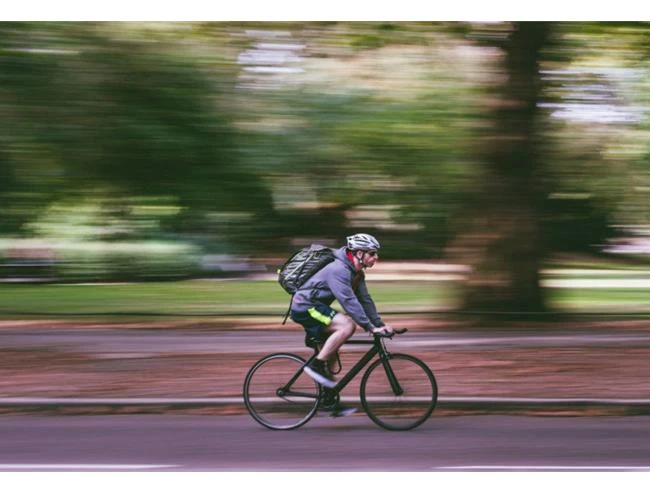 Hướng dẫn kỹ thuật nhiếp ảnh Panning “chụp phát ăn luôn”