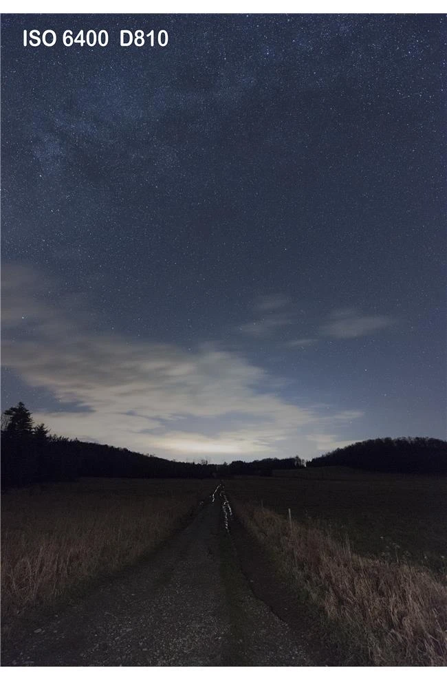 Nikon D850 cùng so găng chụp thiếu sáng với các đàn anh