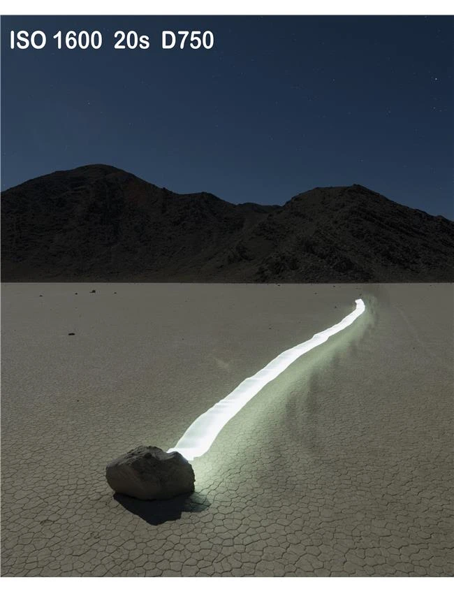 Nikon D850 cùng so găng chụp thiếu sáng với các đàn anh