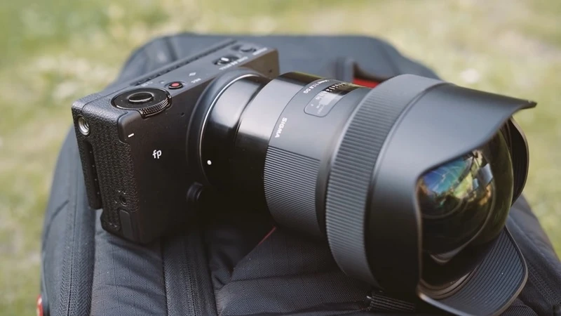 Sigma fp Series – máy ảnh full-frame nhỏ gọn