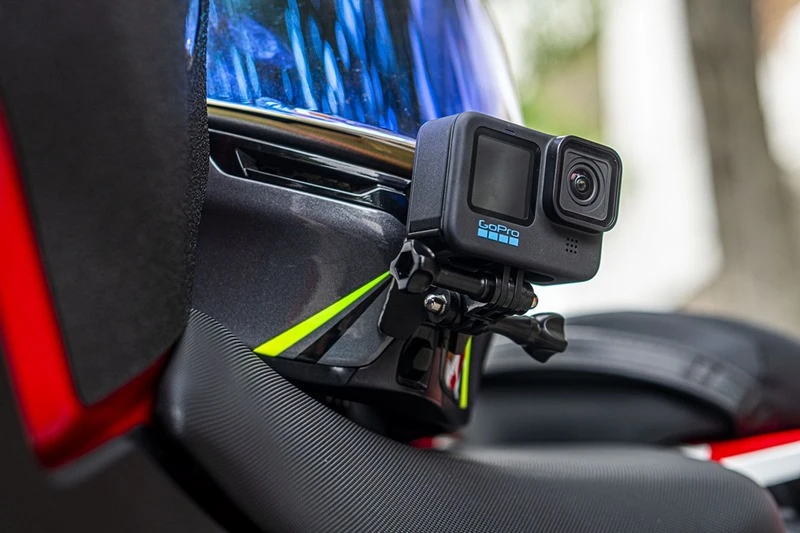 Máy quay GoPro thiết bị không thể thiếu cho những ai đam mê xê dịch