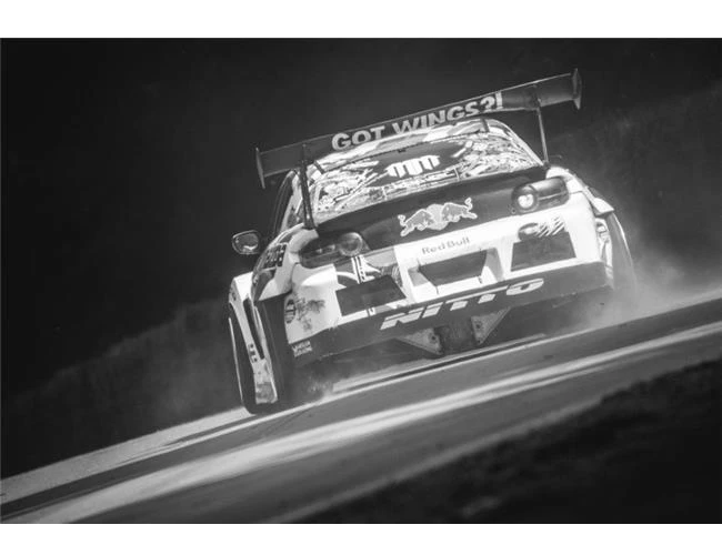 So sánh khả năng Nikon D750 và Fujifilm X-T2 chụp ảnh đua xe thể thao  (Phần 1)