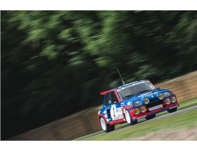 So sánh khả năng Nikon D750 và Fujifilm X-T2 chụp ảnh đua xe thể thao  (Phần 1)