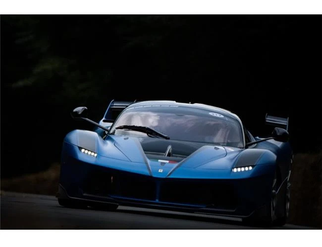 So sánh khả năng Nikon D750 và Fujifilm X-T2 chụp ảnh đua xe thể thao  (Phần 1)