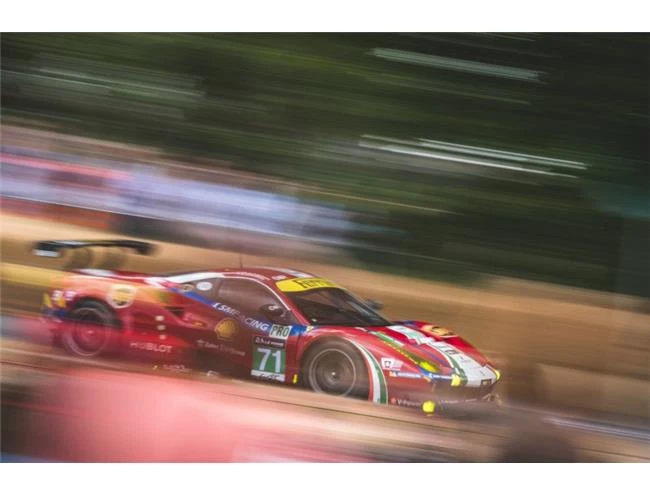 So sánh khả năng Nikon D750 và Fujifilm X-T2 chụp ảnh đua xe thể thao  (Phần 1)