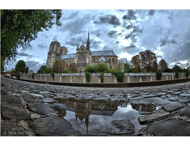 Ống Kính Canon EF 8-15mm f/4L – rộng tới mức không thể rộng hơn