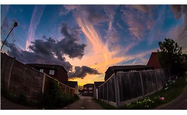 Ống Kính Canon EF 8-15mm f/4L – rộng tới mức không thể rộng hơn