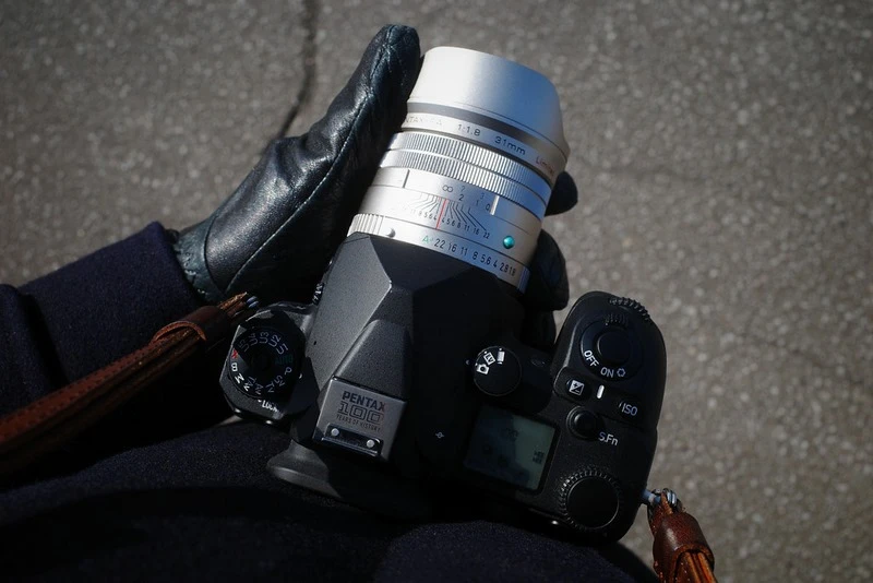 SMC Pentax-FA 31mm f1.8 AL Limited – Sắc nét, chất ảnh cổ điển