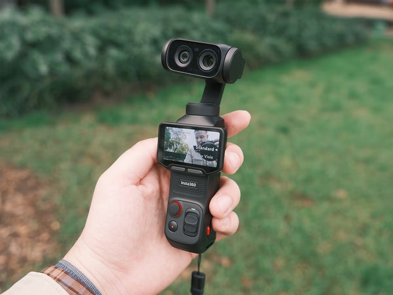 Insta360 Luna Vượt trội hơn với khả năng zoom 6x