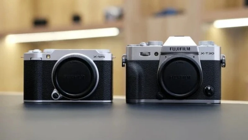 So sánh XT30III vs XM5 khác biệt ở thiết kế