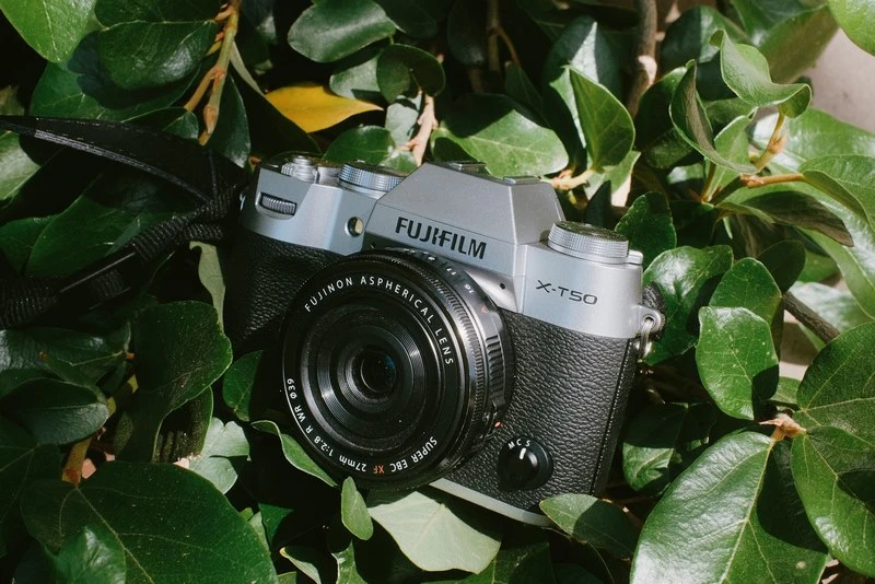 Đánh giá vòng xoay giả lập màu phim của X-T50 và X-T30 III
