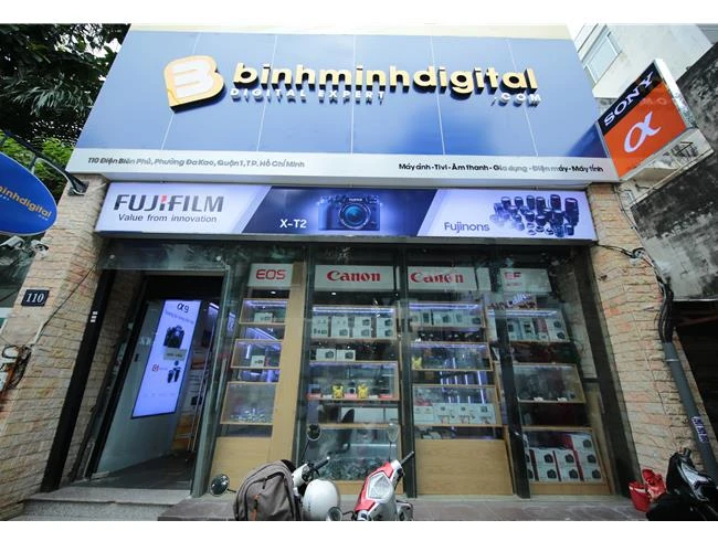 Sony A7R Mark III có dải tương phản Dynamic Range gần bằng Nikon D850