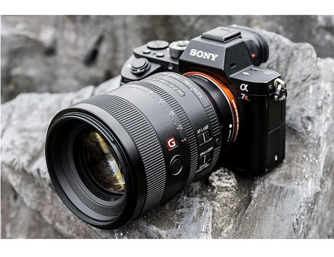 Ống kính Sony FE 100mm f/2.8 STF GM OSS: sự kết hợp hoàn hảo