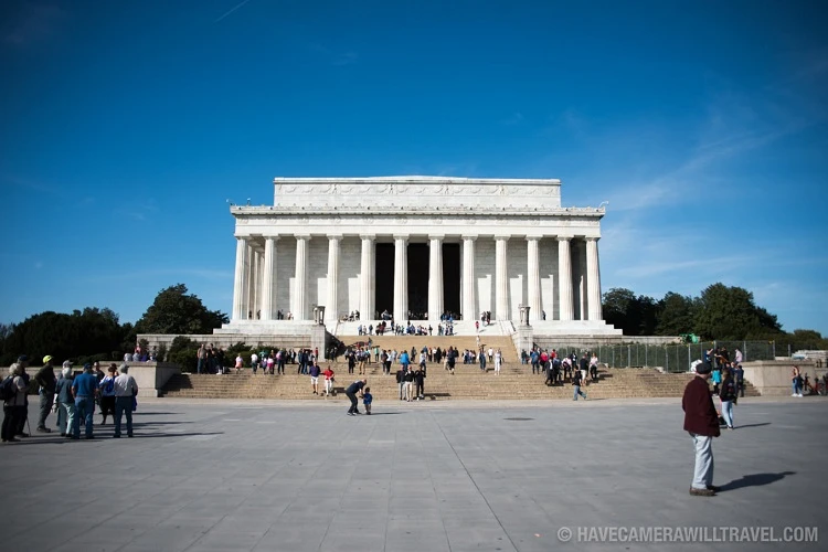 So sánh Nikon 28-300mm và Tamron 28-300mm